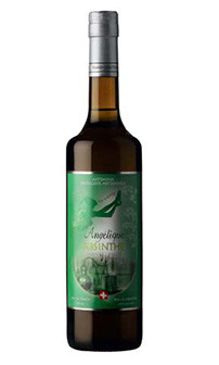 Née deux ans après l’ouverture de la distillerie, Angélique Fée Verte 68%vol alc. est, comme son nom l’indique, une authentique fée verte du XIXe siècle, teintée par des plantes naturelles, elle est plus puissante et moins anisée que les blanches.
