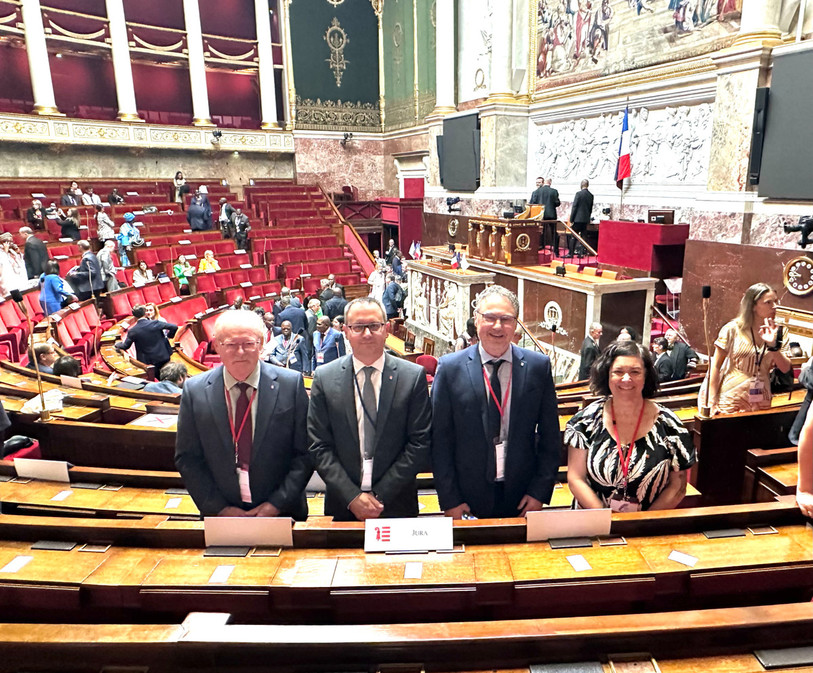 La délégation jurassienne présente à Paris. De gauche à droite : Pierre-André Comte, Fabien Kohler, Roberto Segalla et Hildegarde Lièvre. (Photo : Canton du Jura)