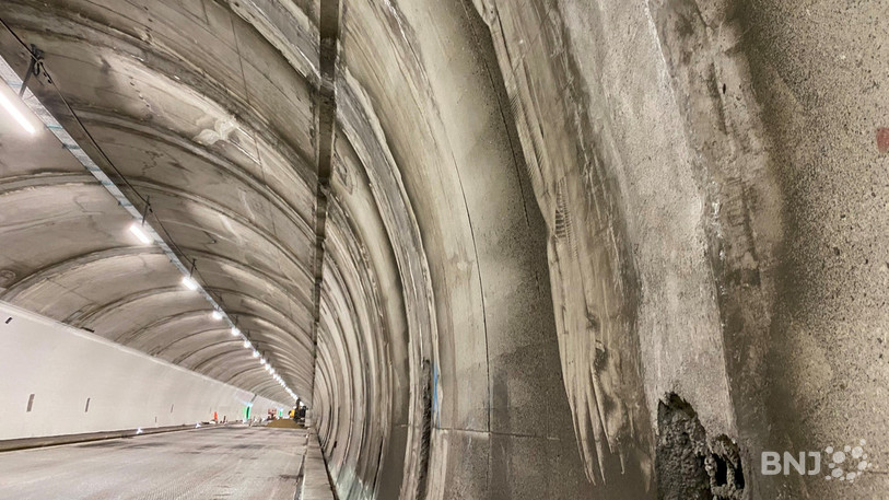 Saignées drainantes permettant l'écoulement et l'évacuation à l'intérieur du tunnel de la Clusette.