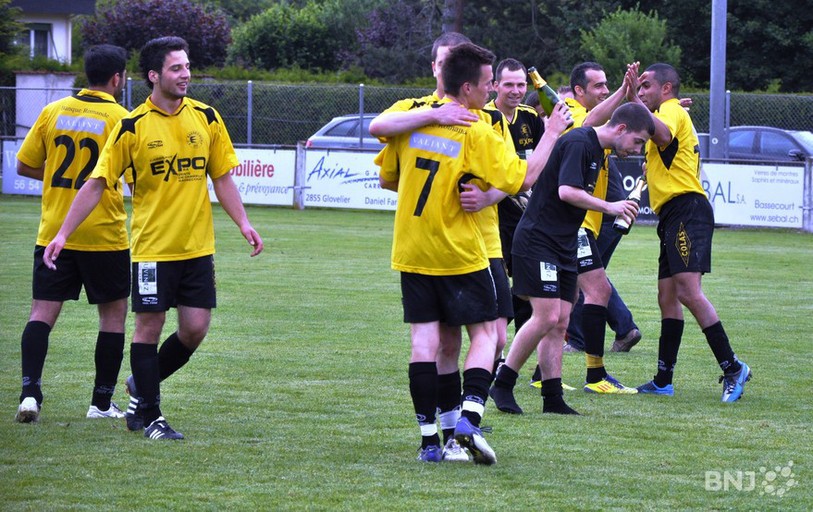 La joie des joueurs du FC Bassecourt