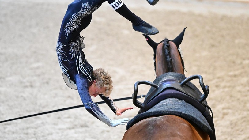 Romain Simonet en action sur son cheval. (Photo : Daniel Kaiser)