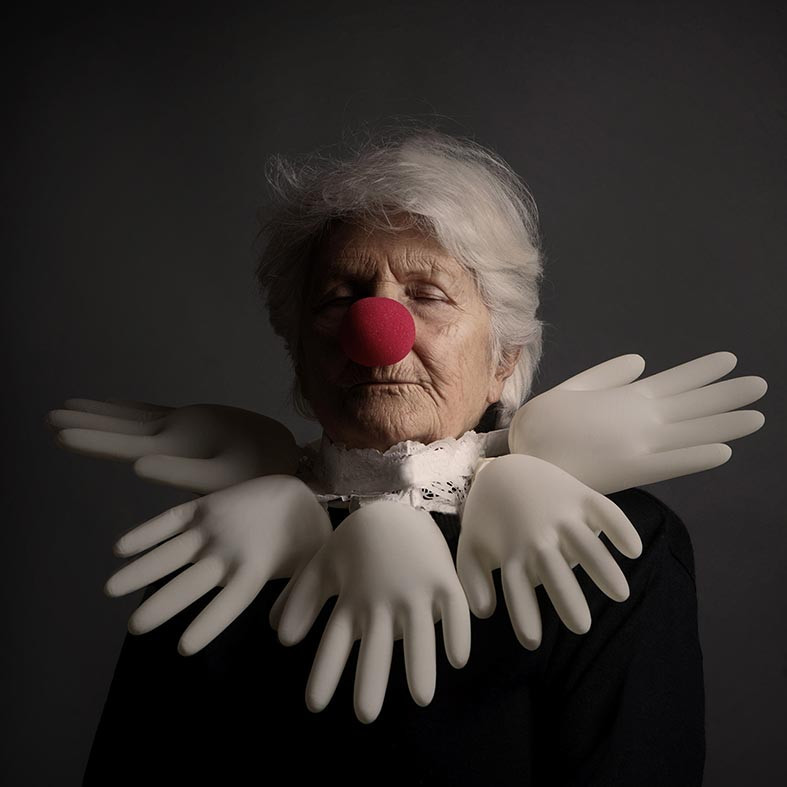 Anna Maria Verdura s'est laissée prendre au jeu du portrait. (Photo : Isabelle Cerf)