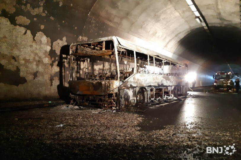 Le chauffeur du bus aurait remarqué des défaillances deux heures avant l'incendie.