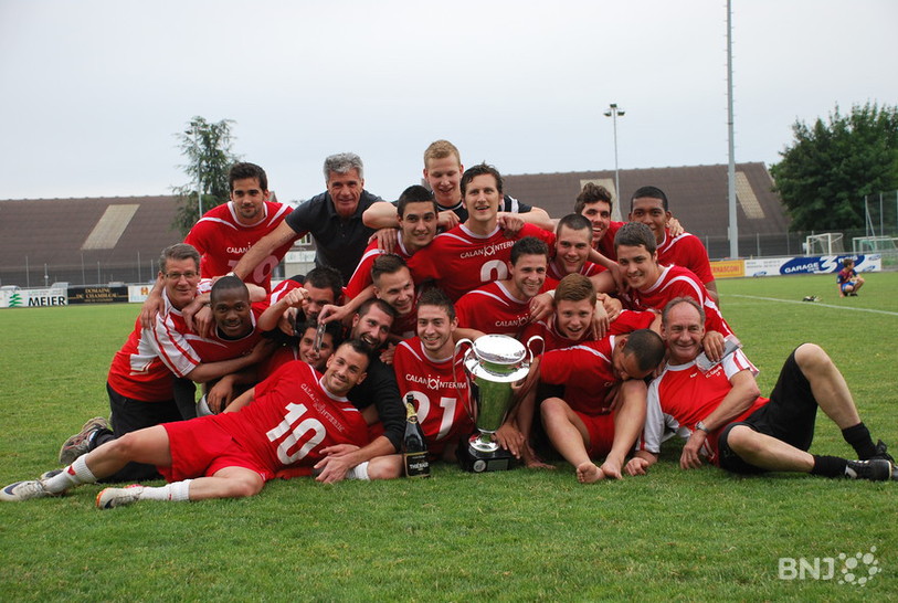 Les joueurs du FC Colombier au terme de la dernière saison.