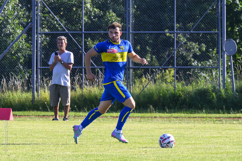Le FC Coffrane a tenu le choc samedi face au FC Sion M-21 en 1re Ligue de football. (Photo : Bertrand Pfaff)