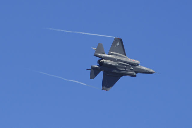 Le prochain livre du conseiller national jurassien Pierre-Alain Fridez sera consacré au « scandale d'État » du choix du F-35. (Photo : Senior Airman Julianne Showalter (USAF), Public domain, via Wikimedia Commons.)