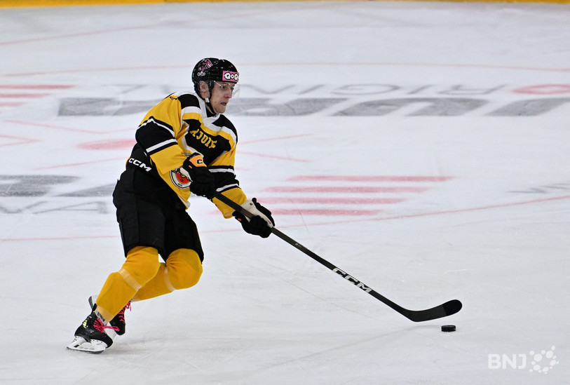 Killian Mottet a joué ses premières minutes avec le HC Ajoie. (Photo : Georges Henz)