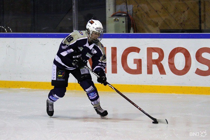 Les filles de la Neuchâtel Hockey Academy ont su réagir après leur défaite de samedi. (photo : archives)
