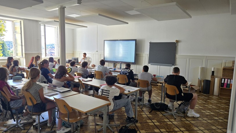 Douze classes comme celle-ci sont accueillies à l'ancienne école Sainte-Ursule.