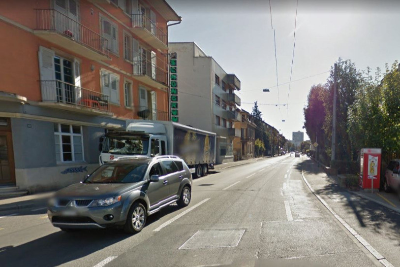 La rue de Madretsch ne doit pas être reclassée en route cantonale, pas plus que celle de Mâche, selon le Conseil-exécutif. (Photo: Google Maps)