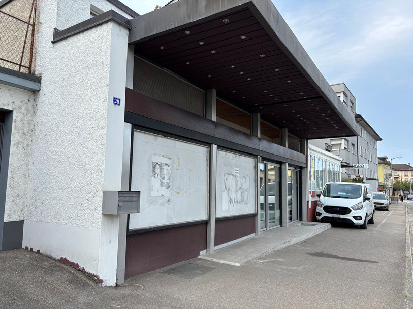 Les ouvertures des deux appartements devraient donner sur la rue Gustave Amweg.