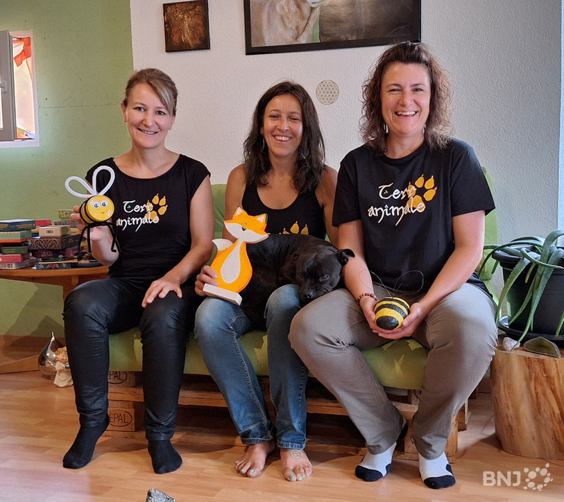 De gauche à droite : Aline Jecker, Sandra Rohrbach et Nadia Turberg, les organisatrices du marché Terr-animale.