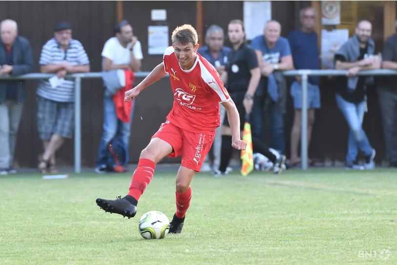 Le FC Tavannes/Tramelan a dû tirer la langue pour passer l'épaule dimanche à Subingen (photo : archives).