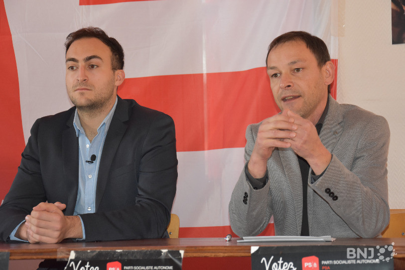 Le président du PSA Valentin Zuber (à gauche), en compagnie de Pierre Sauvain, conseiller municipal.