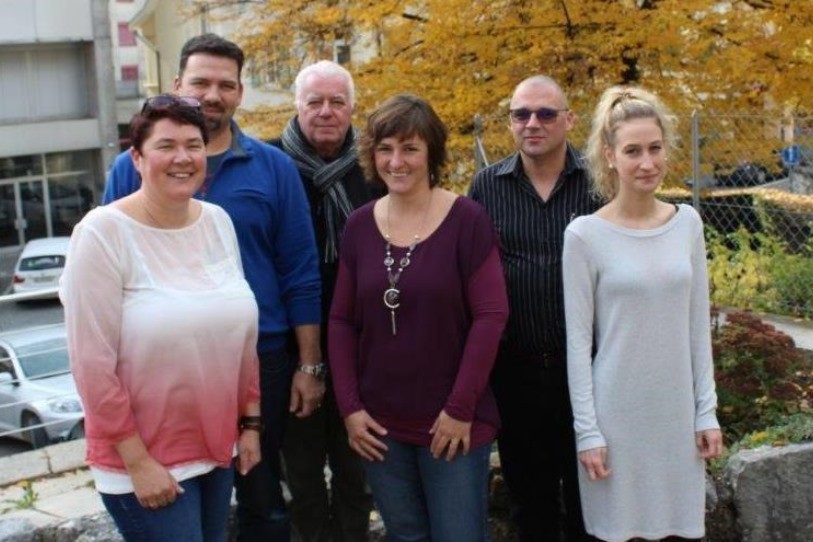 Les candidats au Conseil de ville de gauche à droite : Anne-Catherine Bögli, Pascal Amrein, Francis Pellaton (également en lice pour le Conseil municipal), Maryline Schnegg, Raphaël Girault et Chrystelle Lovis.