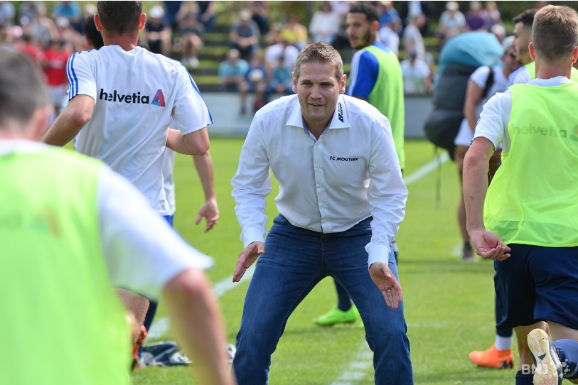 Alain Villard est heureux de ses premiers pas au FC Moutier et se tourne vers le printemps avec ambition (photo : archives).