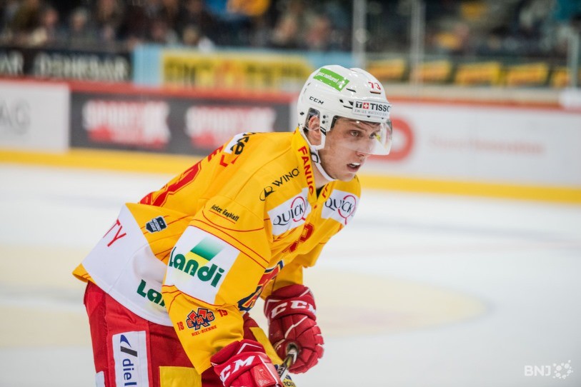 Mike Künzle va devoir prendre place dans les tribunes pour les matches face à Berne et Langnau (photo : archives).