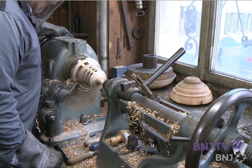 La Fonderie Blondeau fabrique une trentaine de cloches de vache par mois.