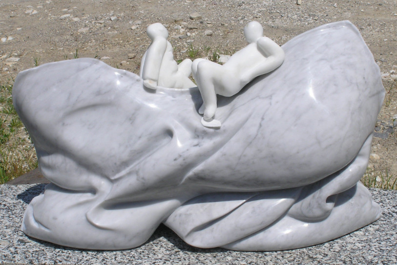 « Confidences sur l’oreiller » est l'une des sculptures que le public pourra découvrir.