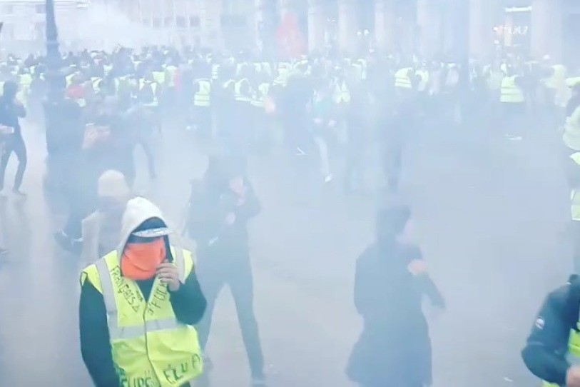La manifestation des Gilets jaunes ce week-end à Paris a encore dégénérée, gangrénée par des casseurs. (Photo: Loïc Gerber)