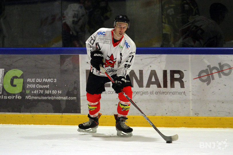 Les joueurs du HC Star Chaux-de-Fonds ont cartonné samedi soir. (photo : archives)