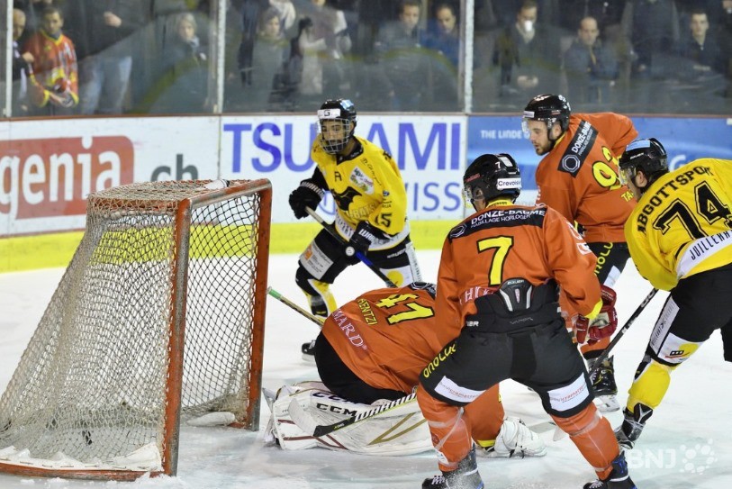 Le HCSI a finalement pris le dessus sur le HCFM jeudi lors du derby de 1re ligue. (Photo: Georges Henz)