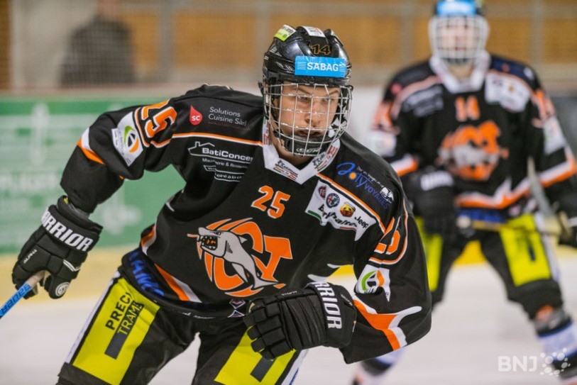 Jason Steiner et ses coéquipiers n'ont pas été loin de déchirer les filets adverses avec leurs dix buts inscrits samedi soir. (Photo: archives)