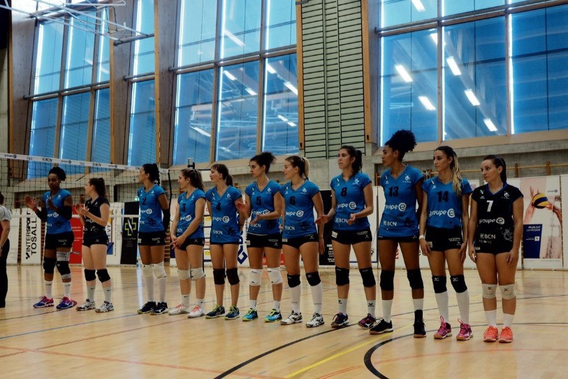 Les joueuses du VBC Val-de-Travers se sont contentées de l'échauffement samedi. 