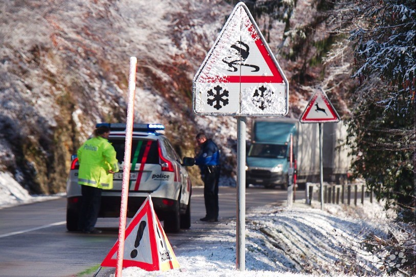 Le verglas a provoqué plusieurs perturbations sur les routes de la région. Photo : archives.