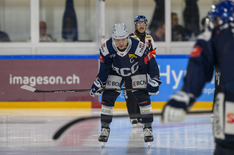 Le HCC et son topscorer Toms Andersons attendent toujours leur première victoire de la saison contre Sierre. (Photo : Bertrand Pfaff)