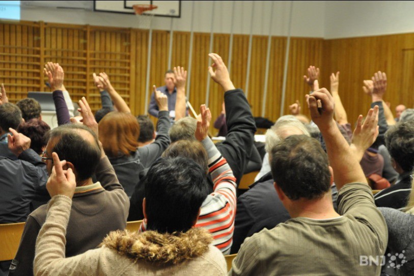 Les citoyens de plusieurs communes étaient appelés pour une assemblée communale mardi soir. (Photo d'illustration).