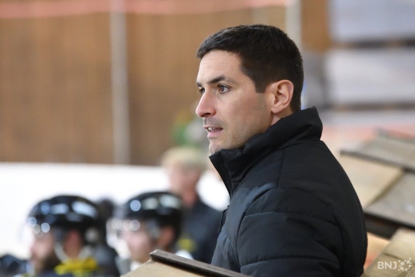 Michael Neininger prolonge l'aventure au HC Saint-Imier. (Photo: archives)