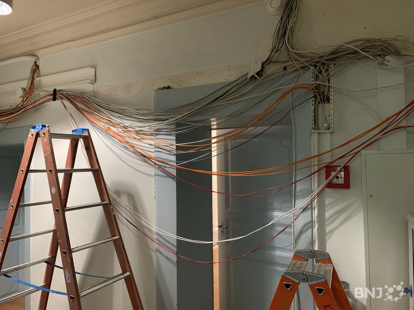 il faut tirer des câbles jusqu'au dernier étage