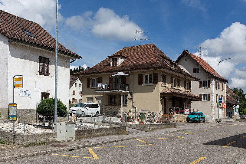 Le feu a pris jeudi après-midi dans un appartement de Courtemaîche. (Image : Wikimedia Commons)