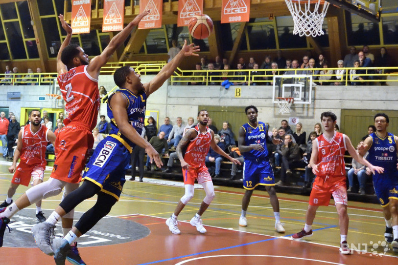 Union Neuchâtel et le BC Boncourt ont livré un match haletant. (Photo : Georges Henz)