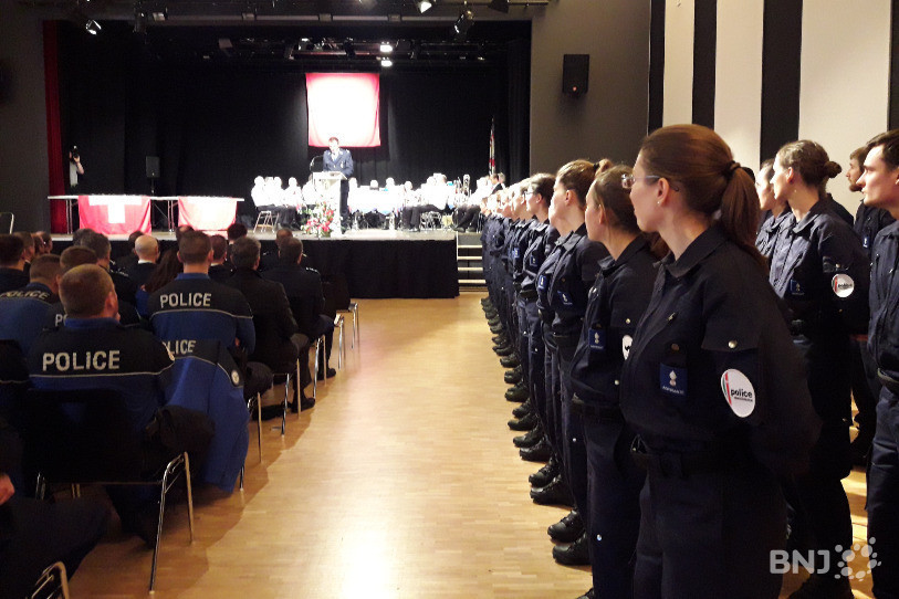 Les 52 aspirants seront formés dans les écoles de Colombier et Granges-Paccot, dans les cantons de Neuchâtel et Fribourg.