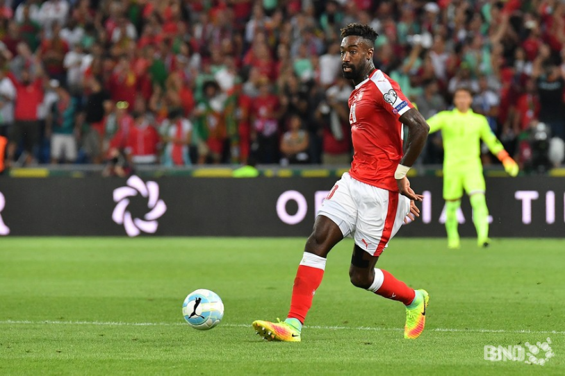 La blessure musculaire du défenseur Johan Djourou s'est avérée plus grave que prévu. (photo : archives)