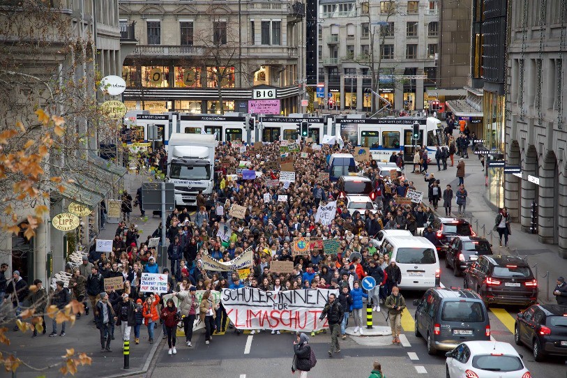 Des manifestations ont déjà eu lieu en décembre dans plusieurs villes de Suisse alémanique (Image : Grève du Climat - Jura)