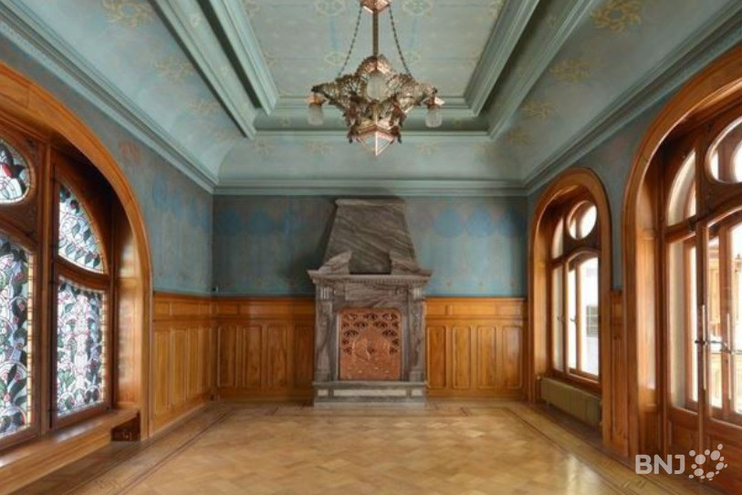 Le Salon bleu, dans les locaux de l’ancienne usine Spillmann à La Chaux-de-Fonds.