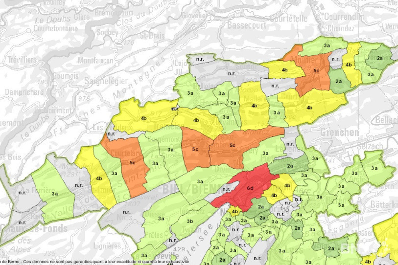 La carte permet de consulter les dangers dans chaque commune. (Photo: géoportail canton de Berne)