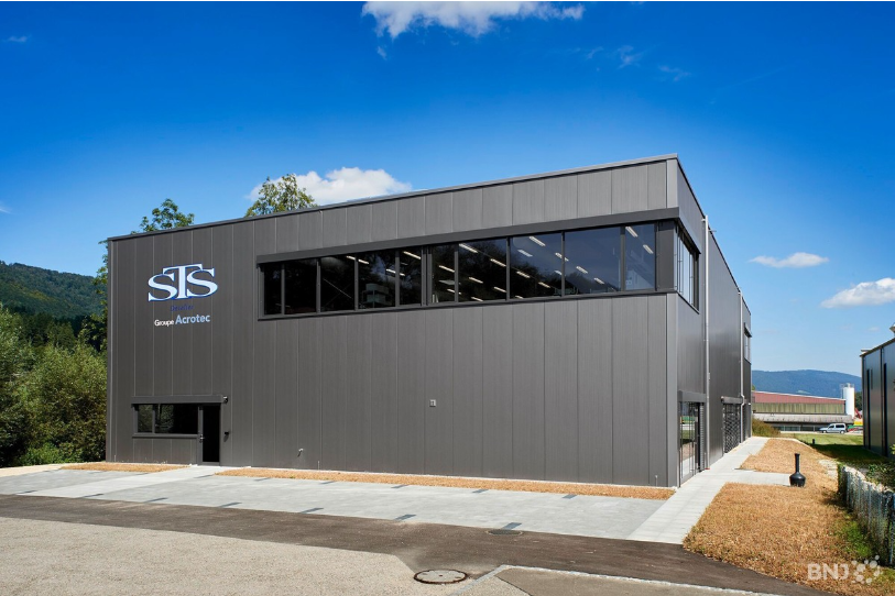 L'une des usines d'Acrotec à Develier (photo : archives).