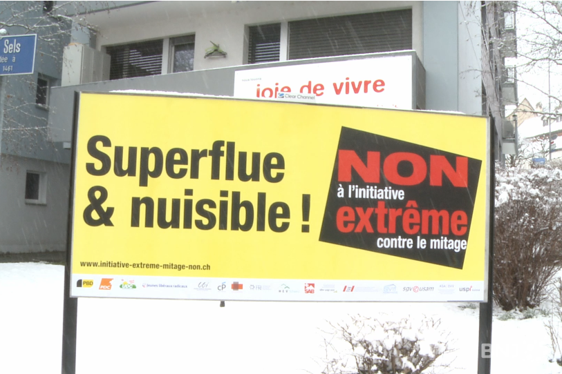 Le camp du « non » réunit des
représentants de la Chambre de commerce et d'industrie du Jura, de
l'Association jurassienne des propriétaires fonciers, ou encore de
l'antenne jurassienne de la Société Suisse des entrepreneurs