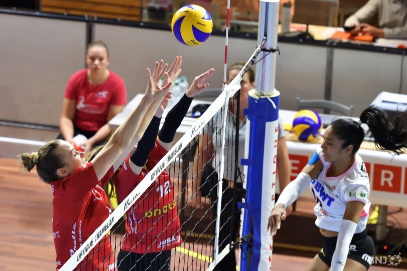 Les filles d'Olivier Lardier se sont bien battues dans les deux dernières manches perdues 25-23 et 31-29.