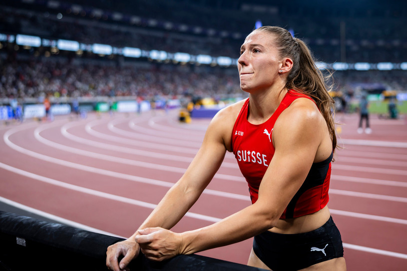 La désillusion d'Angelica Moser après avoir échoué trois fois à 4m75. (Photo : KEYSTONE/Michael Buholzer).