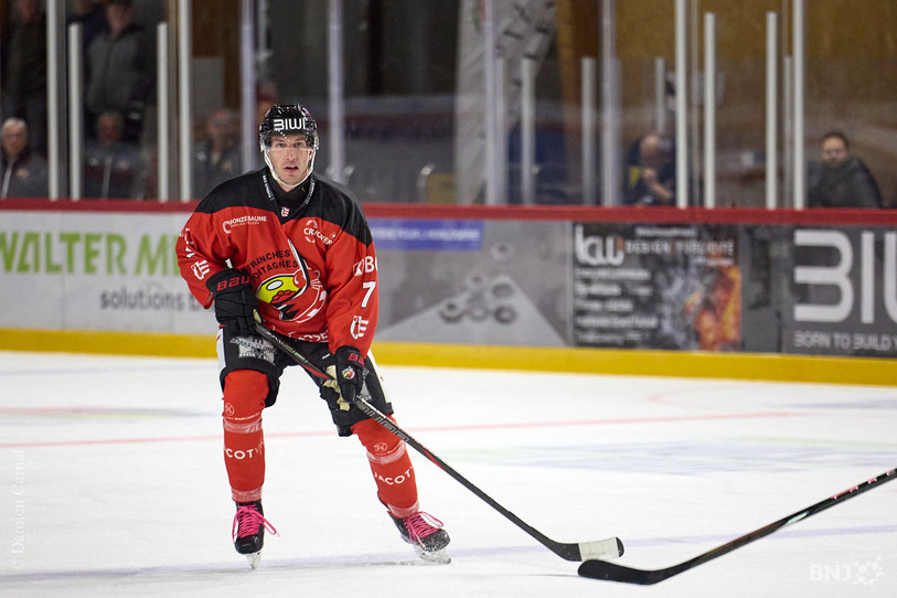 Eliott Meyrat a inscrit son 2e but de la saison samedi soir contre Langenthal. (Photo archives : Damien Carnal).