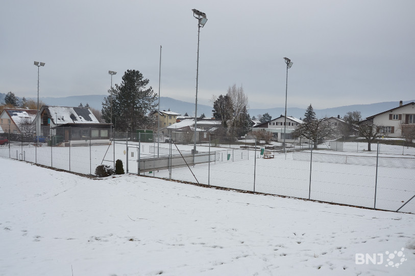 Les installations du TC Courrendlin sous la neige du mois de février.