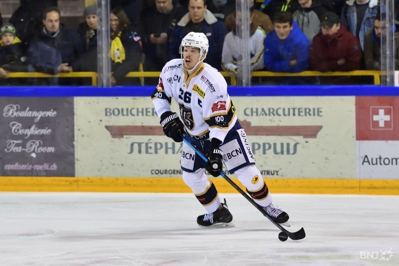 David Stämpfli est surtout reconnu pour son jeu très physique.
