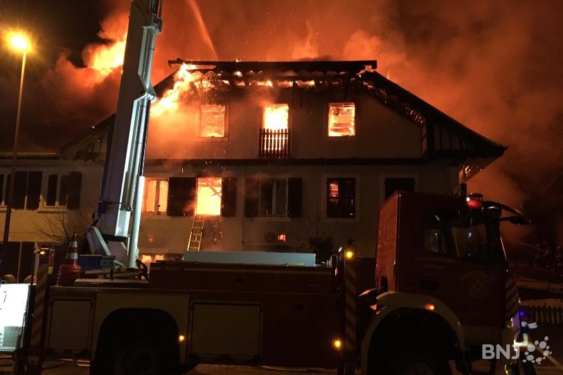Un incendie s'est déclaré dans la nuit de mardi à mercredi au restaurant La Chevauchée à Lajoux.