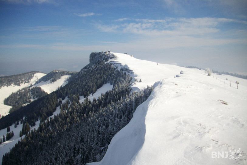 On pourra bientôt skier des deux côtés du sommet vaudois avec le même abonnement.