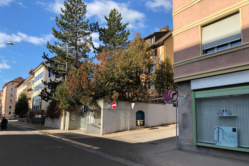 Le sens unique est à nouveau en place à la rue du Tilleul à St-Imier. (Photo: municipalité de St-Imier)
